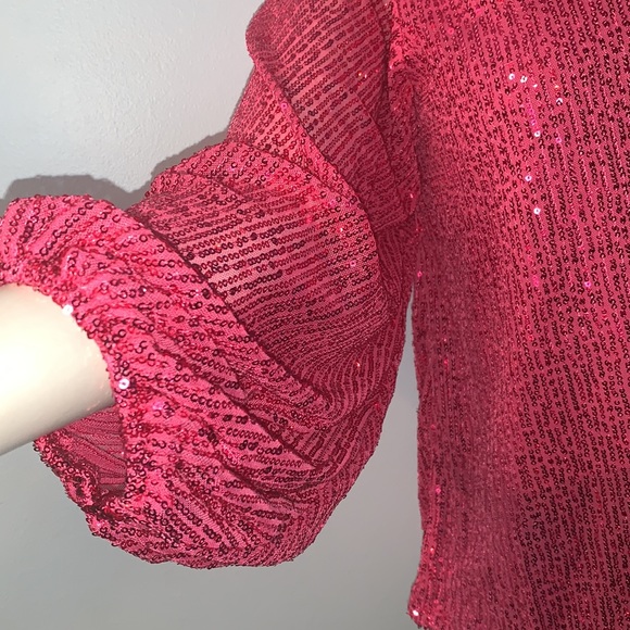 Winey Chicks lined sequin top with elastic sleeves - Picture 5 of 8